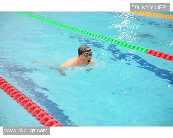 游泳比赛与锻炼:提升竞技水平与身体素质的有效训练方法与技巧分享 游泳比赛与锻炼:提升竞技水平与身体素质的有效训练方法与技巧分享